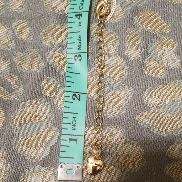 Betsy Johnson Skull Necklace - Picture 3 of 3